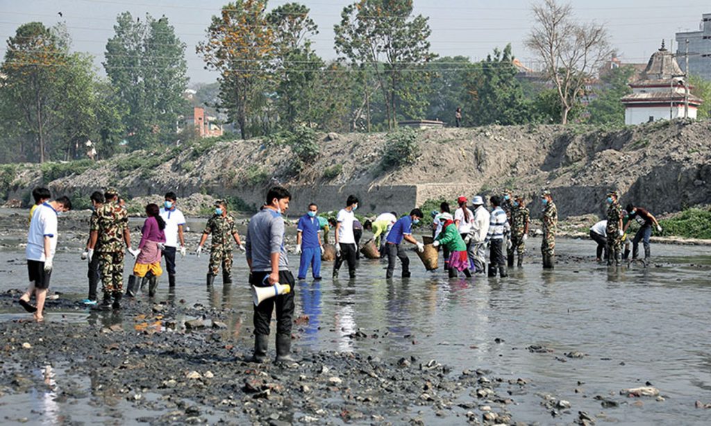 Image of https://mayorsap.com/storage/photos/10/Bagmati-clean_7busuWMHai_OpbnYa8O3G.jpg