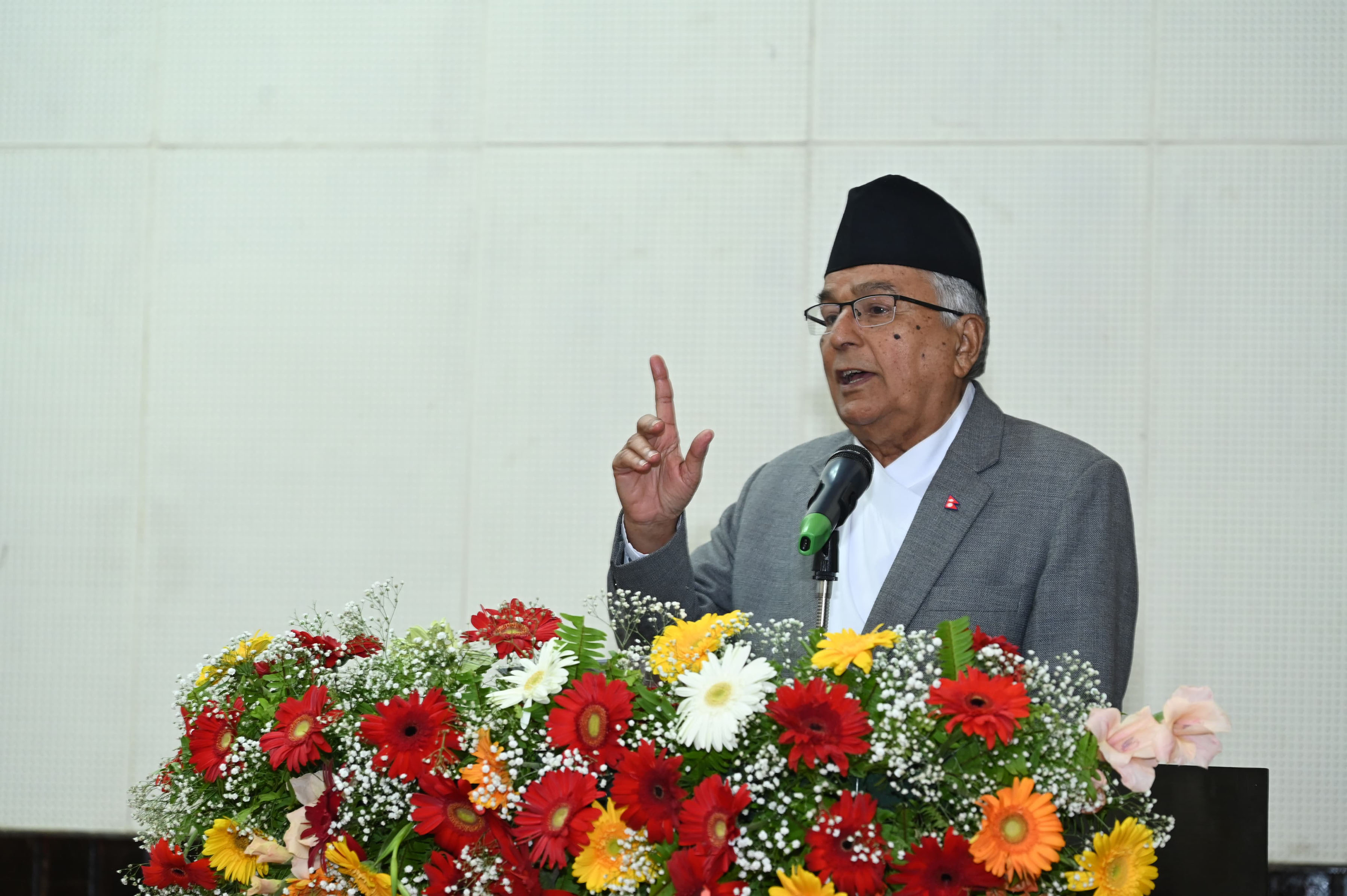 गिरिजाप्रसाद कोइराला क्रान्ति र शान्तिका नेता हुन् : राष्ट्रपति पौडेल