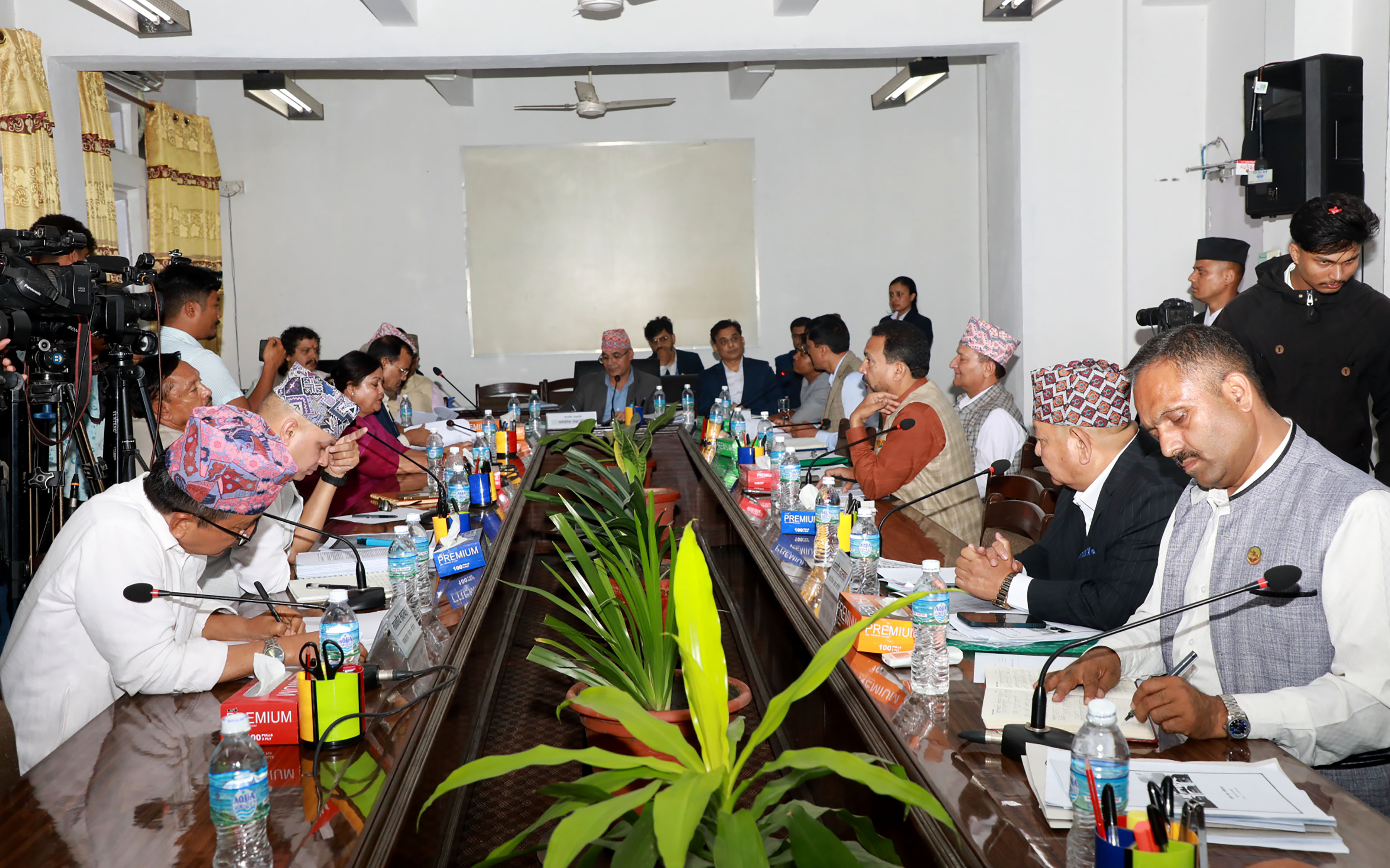 पोखरा विमानस्थलमा भएको भ्रष्टाचार छानबिन गर्न अख्तियारलाई निर्देशन