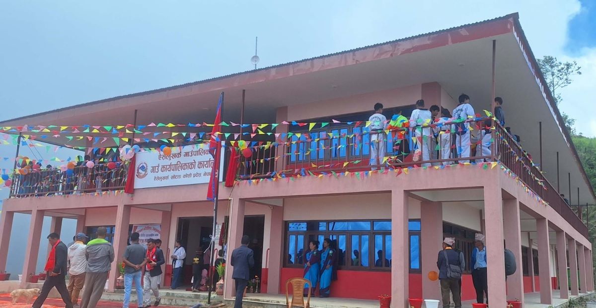२ करोड ३० लाखमा बन्यो ऐसेलुखर्क गाउँपालिकाको प्रशासनिक भवन