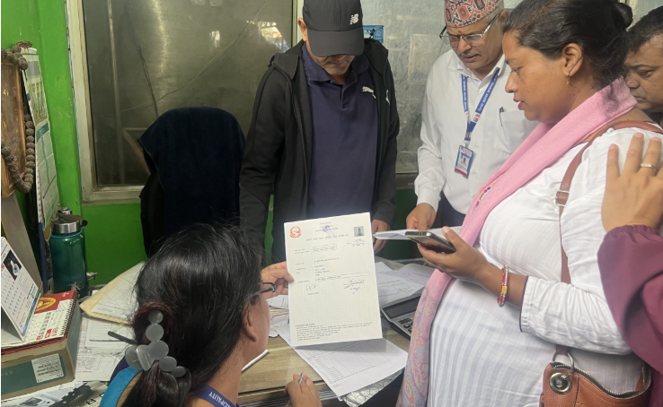चाँगुनारायण नगरपालिकाले झौखेलका पाँच खानेपानी उद्योगमाथि लगायो प्रतिबन्ध