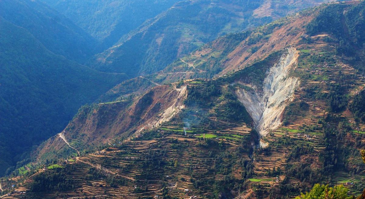 बागलुङमा ५ हजार ८७२ घर बाढी पहिरोको जोखिममा
