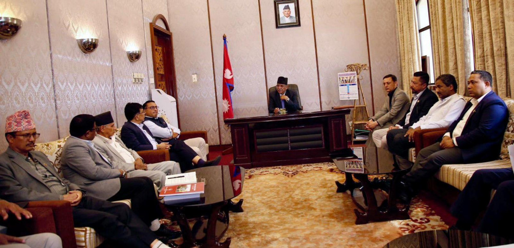 माग पूरा नभएसम्म संसद् चल्न नदिने विपक्षी दलको निष्कर्ष