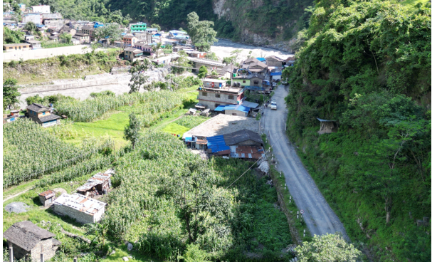मालिकाको केन्द्र दरवाङबाट धवलागिरिको केन्द्र मुना जोड्ने सडक स्तरोन्नति गरिँदै