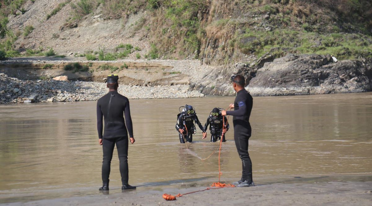 सशस्त्रमा गोताखोरको संख्या १ सय २८ पुग्यो