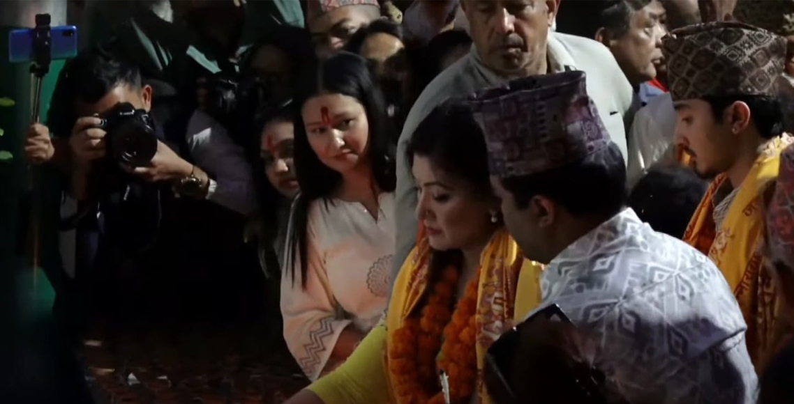 राजा वीरेन्द्रका परिवारको सम्झनामा दीप प्रज्वलन, कमलादीमा वाइसीएलसँग भेट हुँदा तनाव