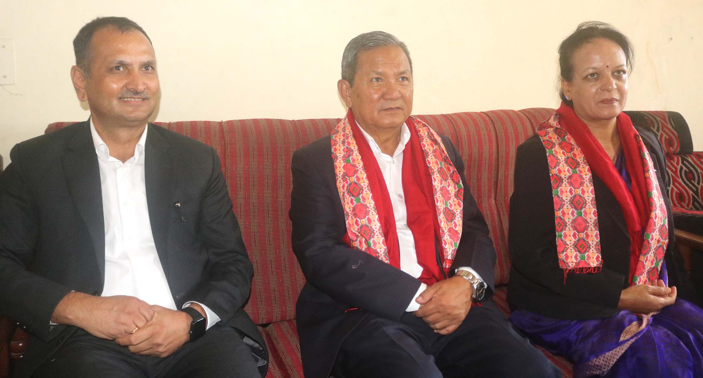 संसद्को अवरोध चाँडै हट्ने छ : सञ्चारमन्त्री गरुङ
