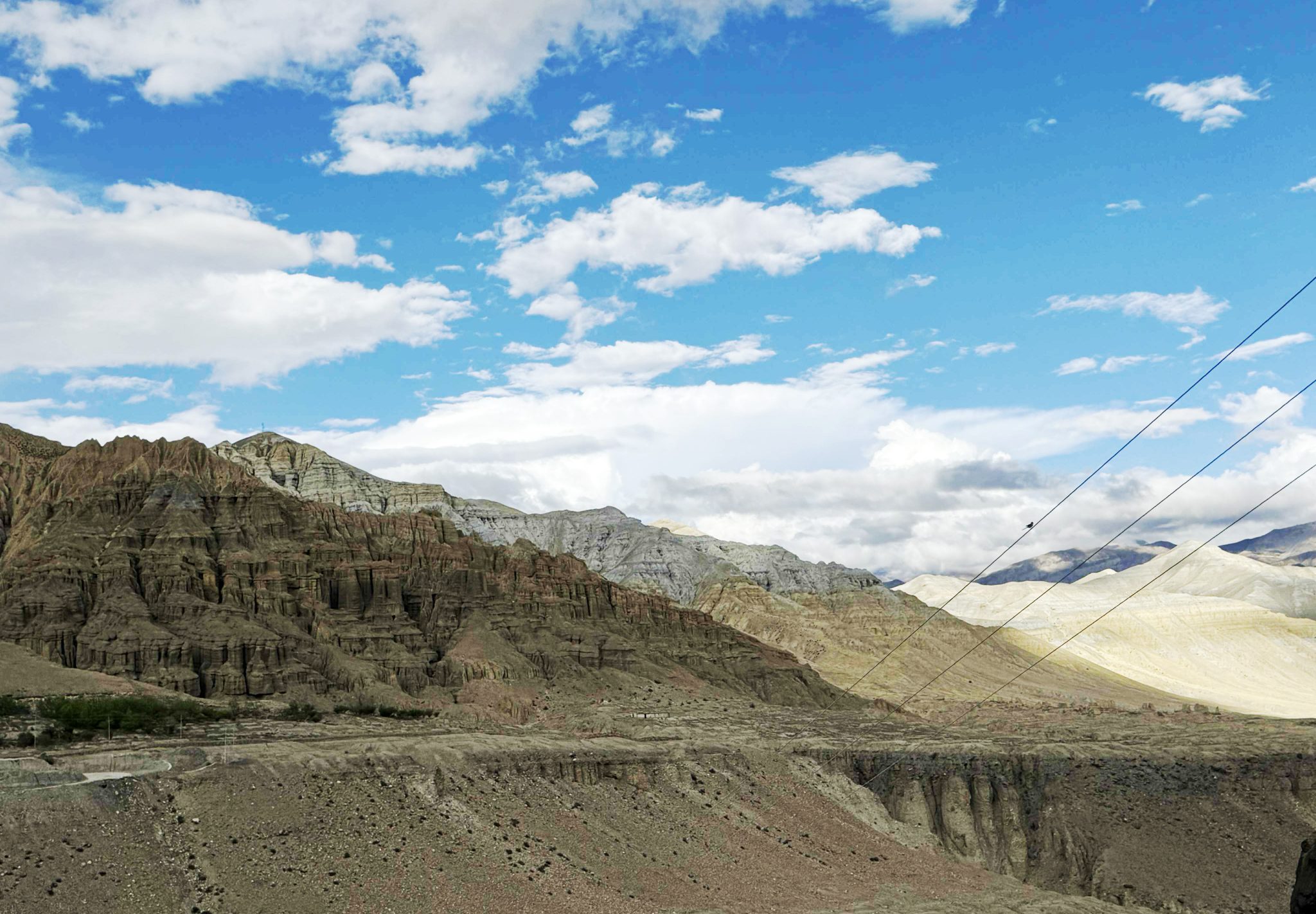 Image of https://mayorsap.com/storage/photos/10/mustang-ghami-2048x1422.jpg