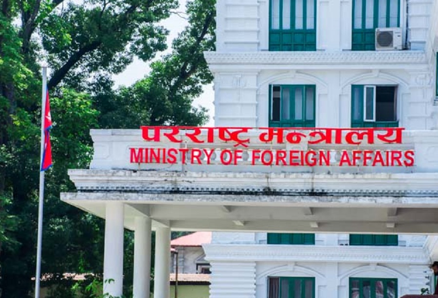 इरानको जेलबाट ५ जना नेपाली स्वदेश फर्किए