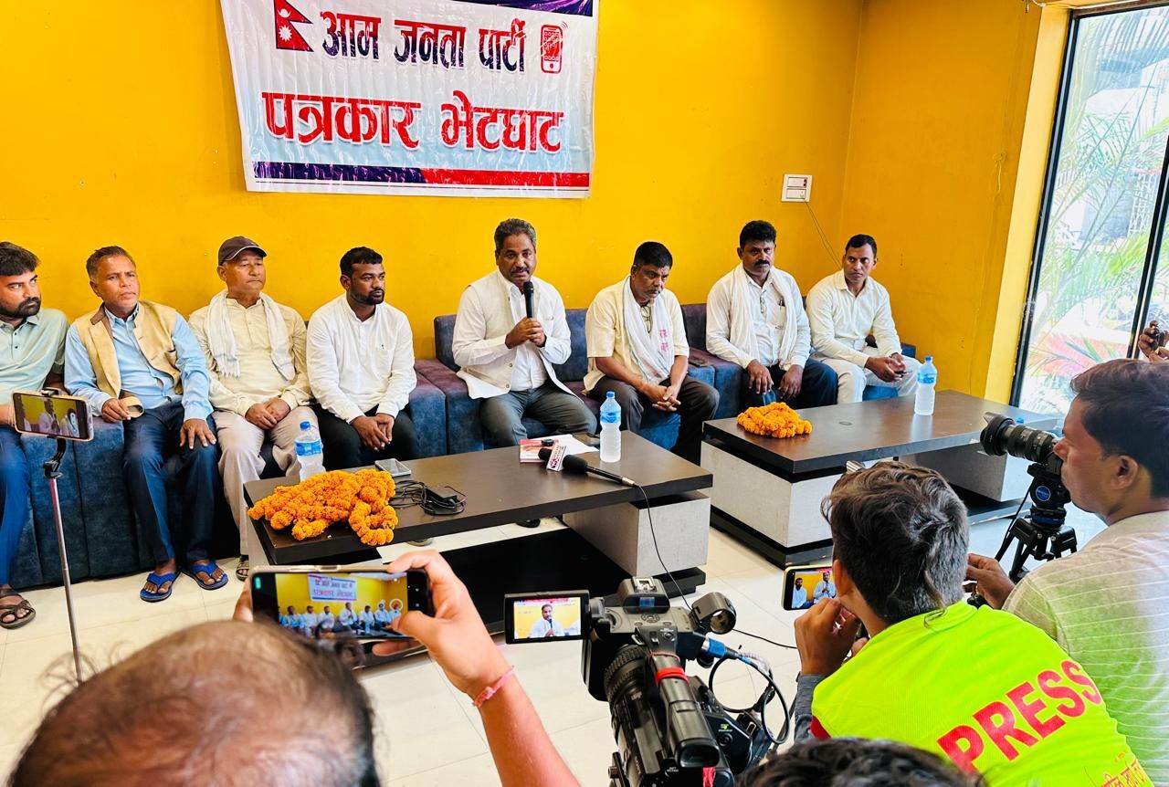 प्रधानमन्त्रीको स्पेन भ्रमणबारे प्रभु साहको टिप्पणीः फजुल खर्च मात्र हो, कुनै उपलब्धी छैन