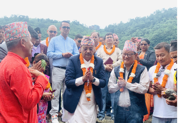 एडिबीको सहयोगमा बन्ने घट्टेखोला–धम्पुस–खानी गाउँ सडक शिलान्यास
