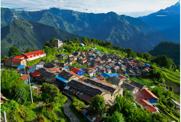 झ्यालबाटै हिमाल हेर्दै निदाउन सकिने म्याग्दीको टिकोटले पर्खिरहेछ ‘पर्यटक’