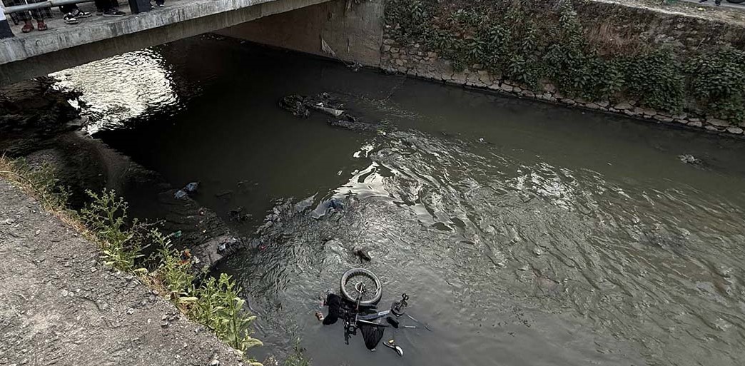 Image of https://mayorsap.com/storage/photos/shares/death-news-dhobi-khola.jpg