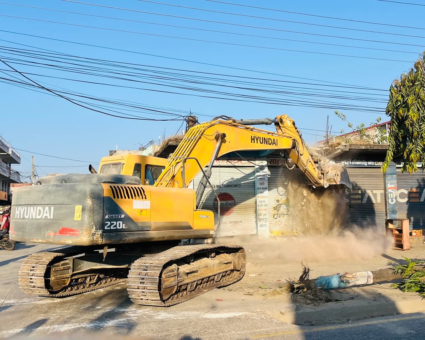 Image of https://mayorsap.com/storage/photos/shares/hetauda-sadak-bistar.jpg