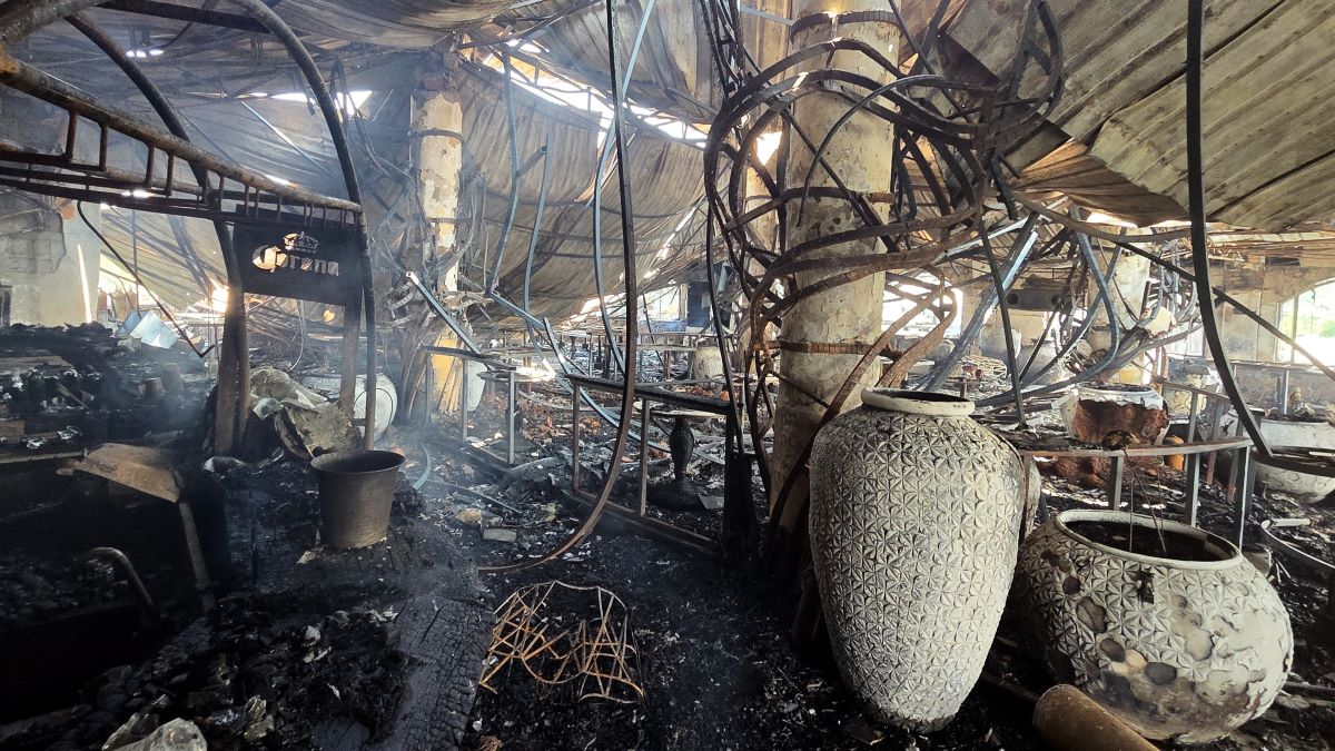 Image of https://mayorsap.com/storage/photos/shares/india-nightclub-fire.jpg