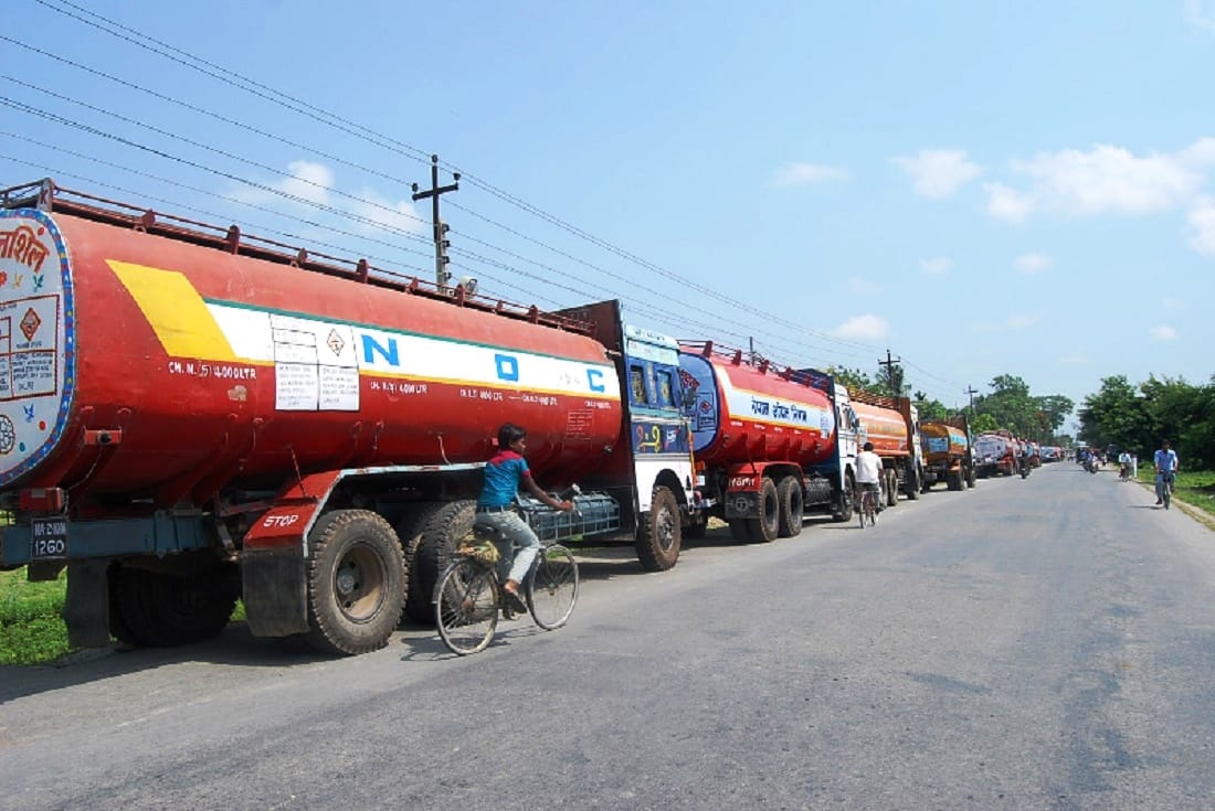 Image of https://mayorsap.com/storage/photos/shares/petrol-dhuwani_1.jpg