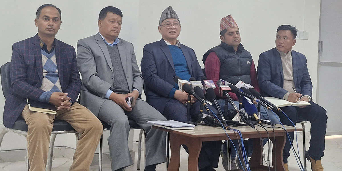 Image of https://mayorsap.com/storage/photos/shares/uml-press-meet-badal.jpg